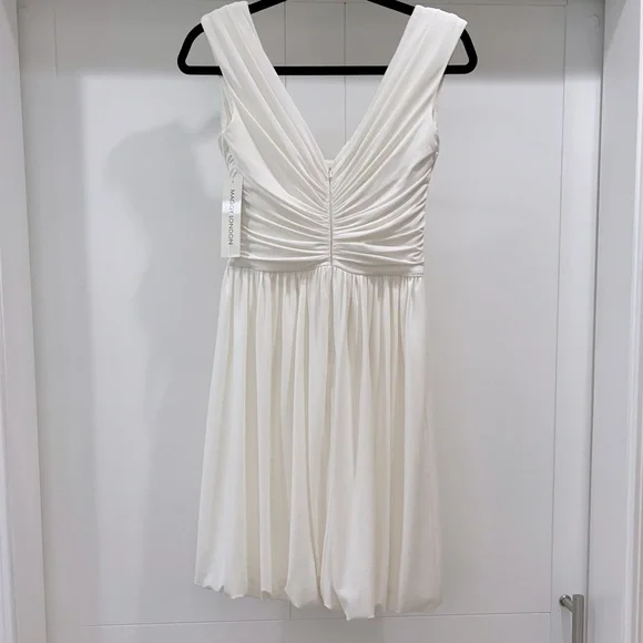 🤍3xHP🤍 Gorgeous White Cocktail Dress - Picture 9 of 16